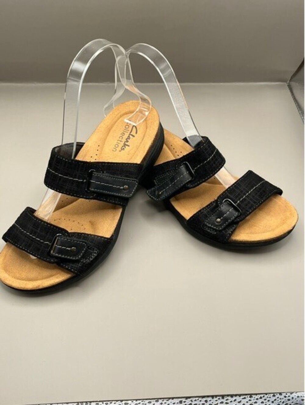 Clarks April Dusk Black Interest Double Strap Slide Comfort Sandals EUC 61/2